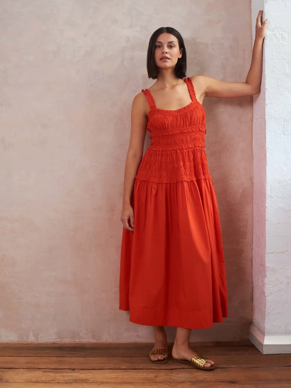 Doen Marianne Organic Poplin Cotton Red Dress with Smocked Bodice - Picture 6 of 9